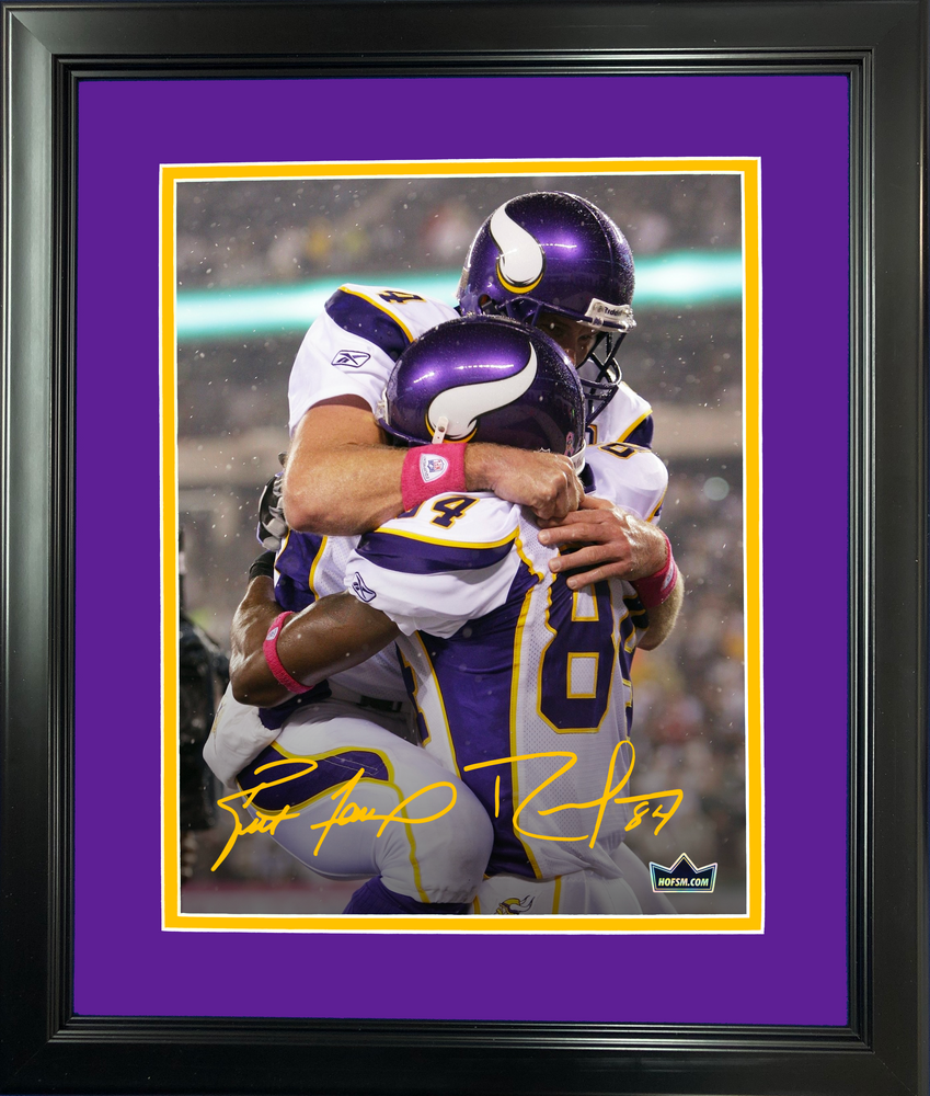 Framed Randy Moss & Brett Favre Minnesota Vikings Dual Facsimile Laser Engraved Signature Auto 11"x14"Football Photo HOFSM Holo (ONLINE ORDER ONLY)