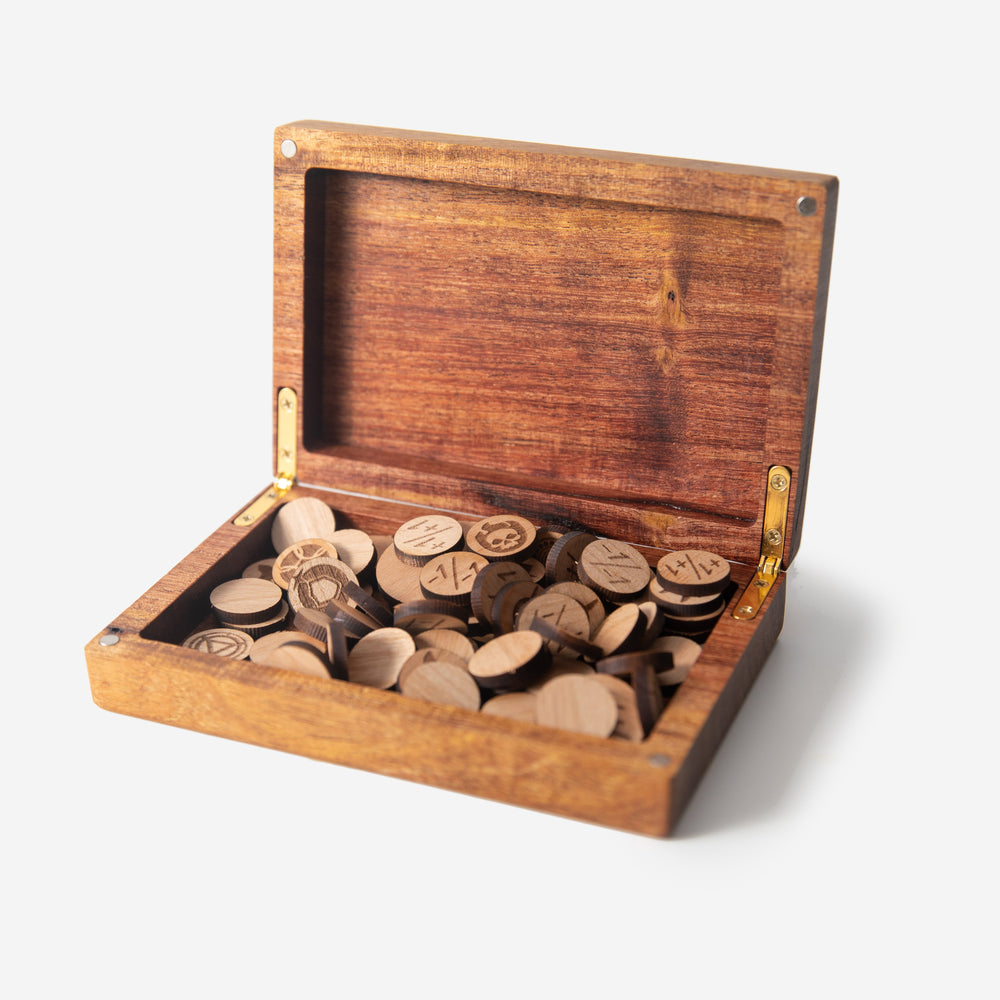Magic the Gathering - 66pc Set of Counters / Tokens with Hardwood Case (ONLINE ORDER ONLY)