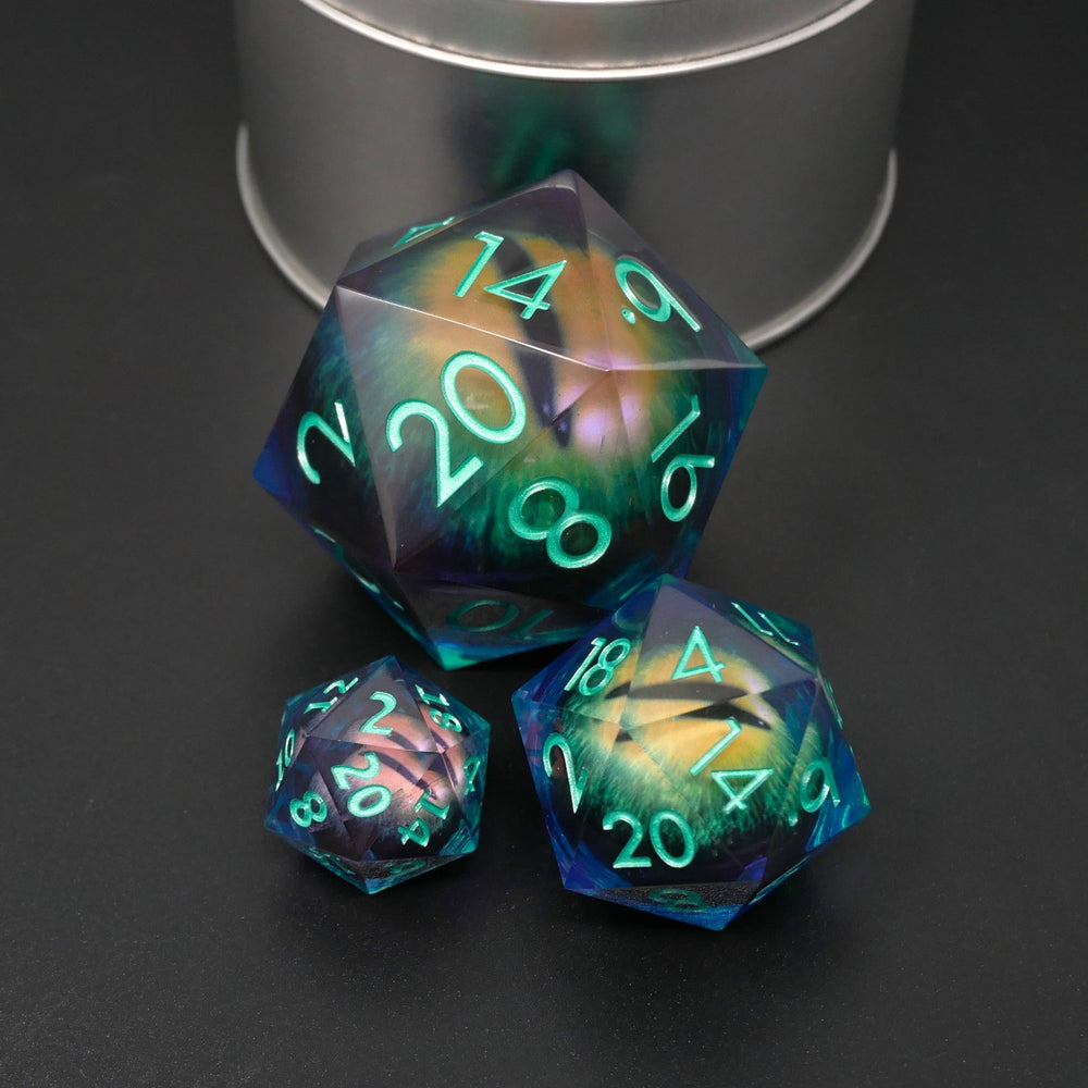 Remorhaz's Eye | Giant D20 Moving Eye DnD Dice | Acrylic RPG Gaming Dice (ONLINE ORDER ONLY)
