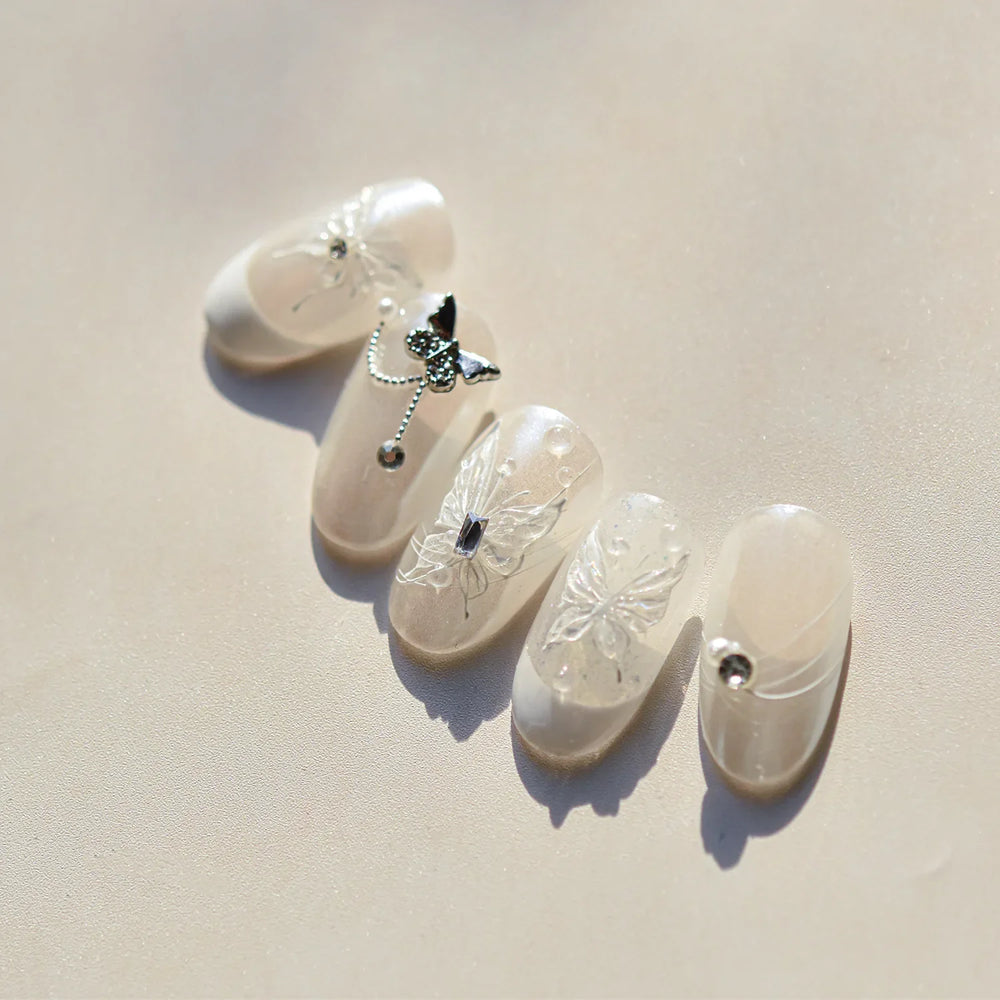 Chic Beautiful White Butterfly Shiny Lace Star Adhesive Nail Art Stickers Animals Charm Snowflake Manicure Decals Nail Supplies (Online Order Only)