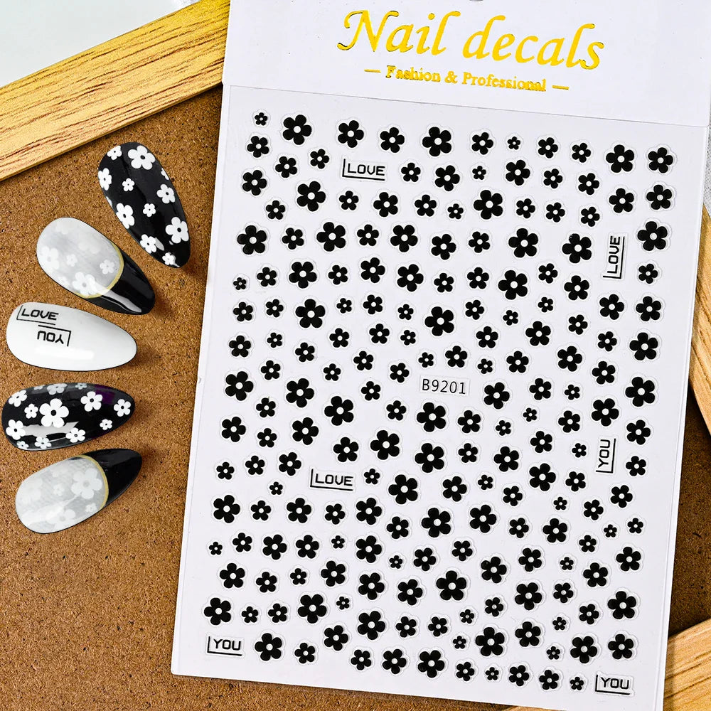 1pcs Black & White Flower Nail Art Stickers 3D Self-Adhesive Daisy Nail Art Decals 5-Petal Floral Nail Art Decoration Supplies * (ONLINE ORDER ONLY)