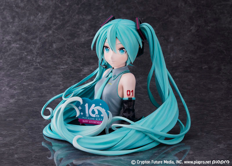 Hatsune Miku 16th Anniversary Bust Figure (ONLINE ORDER ONLY)