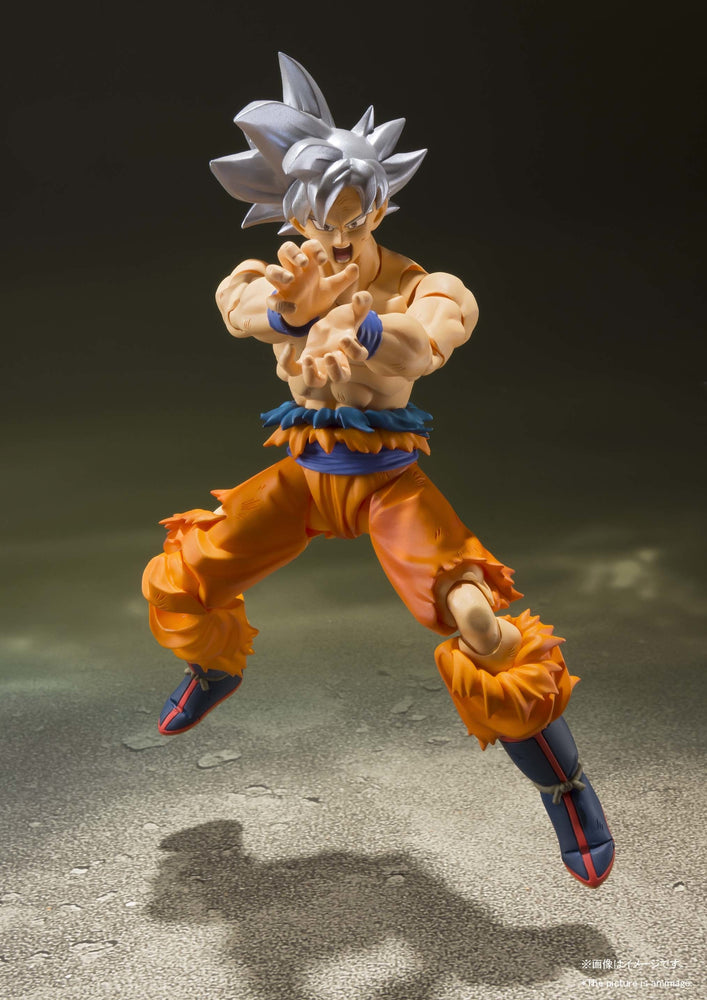 Dragon Ball Z SON GOKU ULTRA INSTINCT S.H.FIGUARTS Action Figure (ONLINE ORDER ONLY)