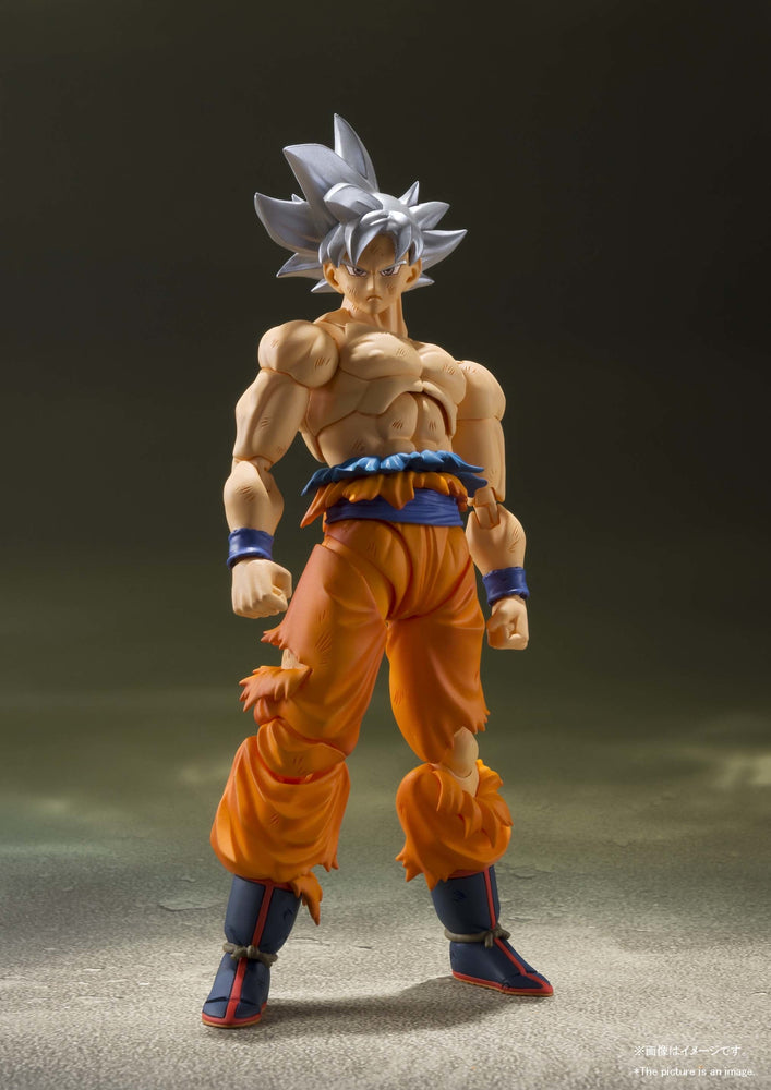 Dragon Ball Z SON GOKU ULTRA INSTINCT S.H.FIGUARTS Action Figure (ONLINE ORDER ONLY)