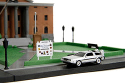 Back to the Future die-cast Courthouse diorama with DeLorean & Toyota vehicles (ONLINE ORDER ONLY)