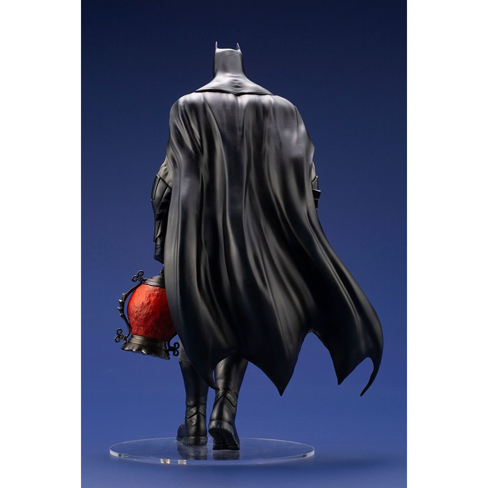 KOTOBUKIYA ARTFX J: Batman: Last Knight on Earth - Batman 1/6 Scale Figure (ONLINE ORDER ONLY)