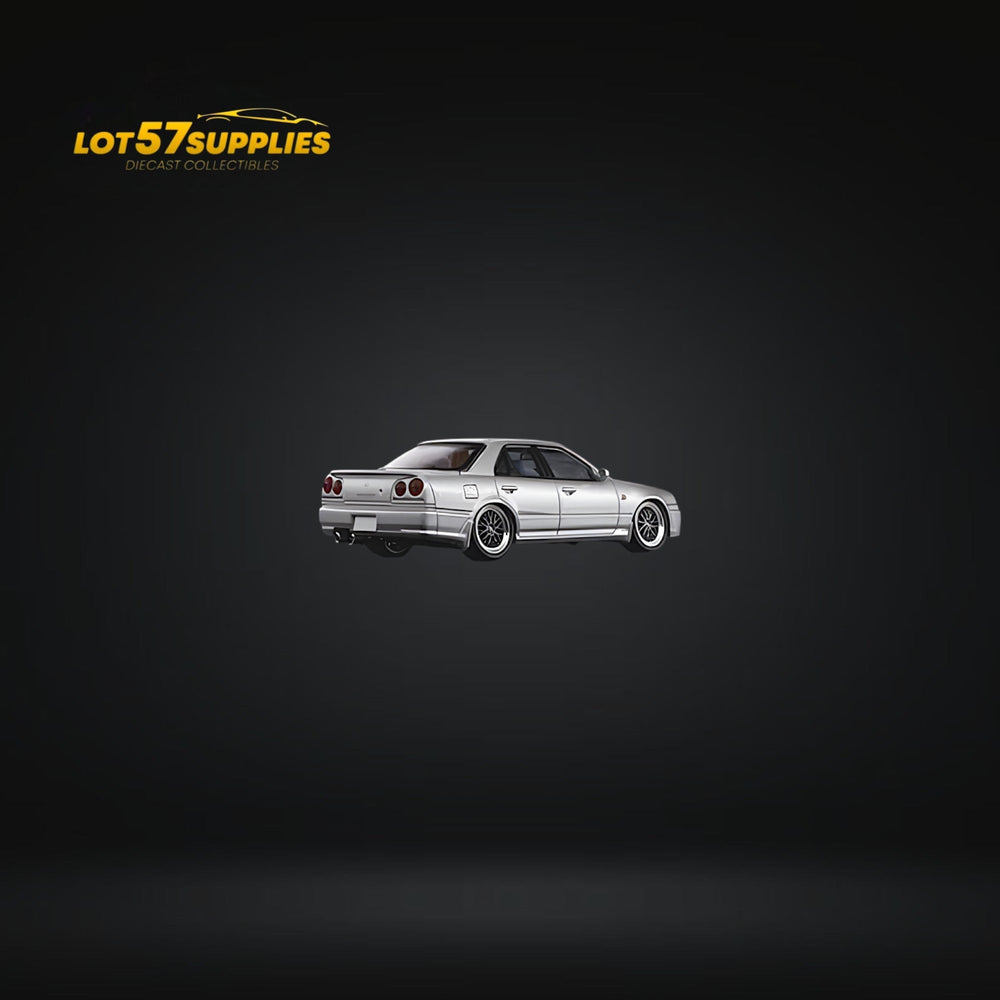 Mortal ER34 SKYLINE 25GT-t AIT Exhibition Model Ordinary Silver 1:64 (ONLINE ORDER ONLY)