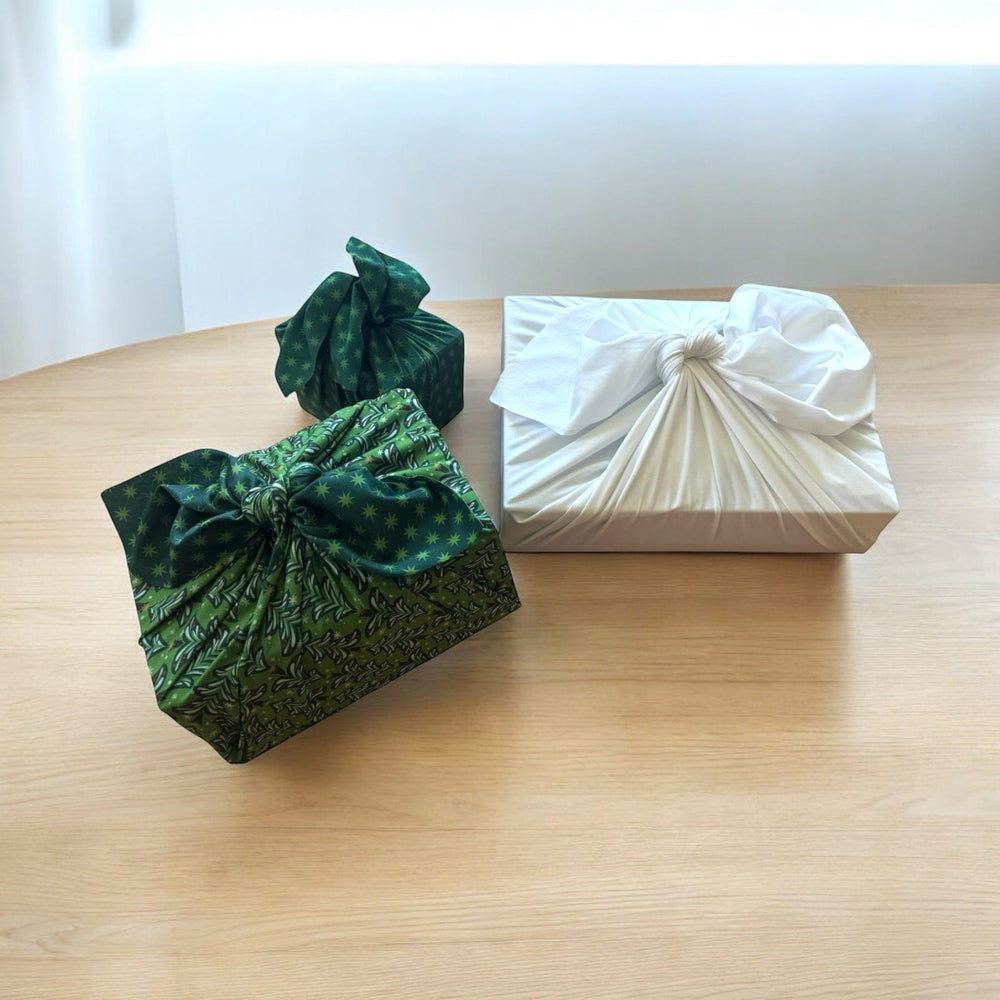 Set of 3 (S, L, XL) Reusable Cloth Furoshiki Gift Wrap | Christmas Trees & White