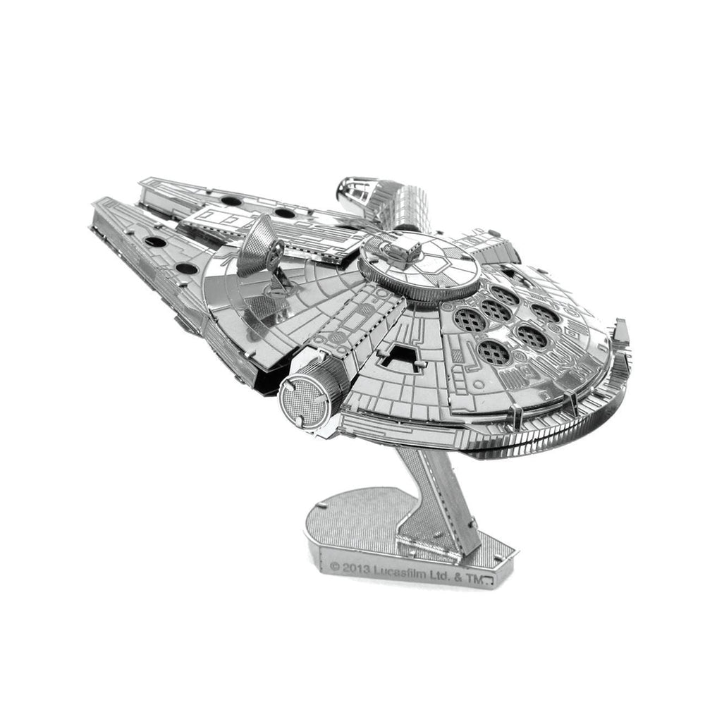 Star Wars Millennium Falcon 3D Steel Model Kit Metal Earth (ONLINE ORDER ONLY)