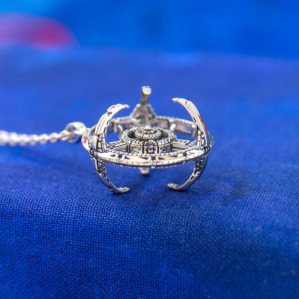 Star Trek X RockLove Deep Space 9 Station Necklace (ONLINE ORDER ONLY)