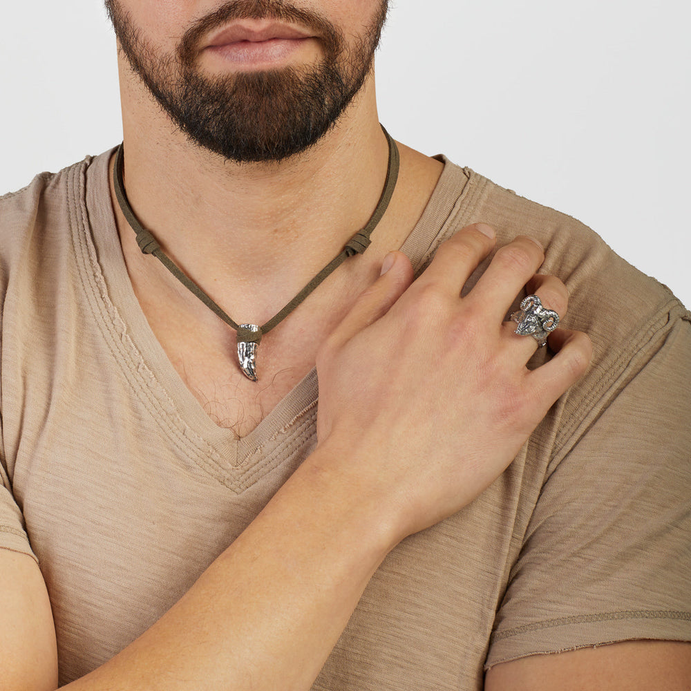 Star Wars X RockLove Rancor Tooth Necklace (ONLINE ORDER ONLY)