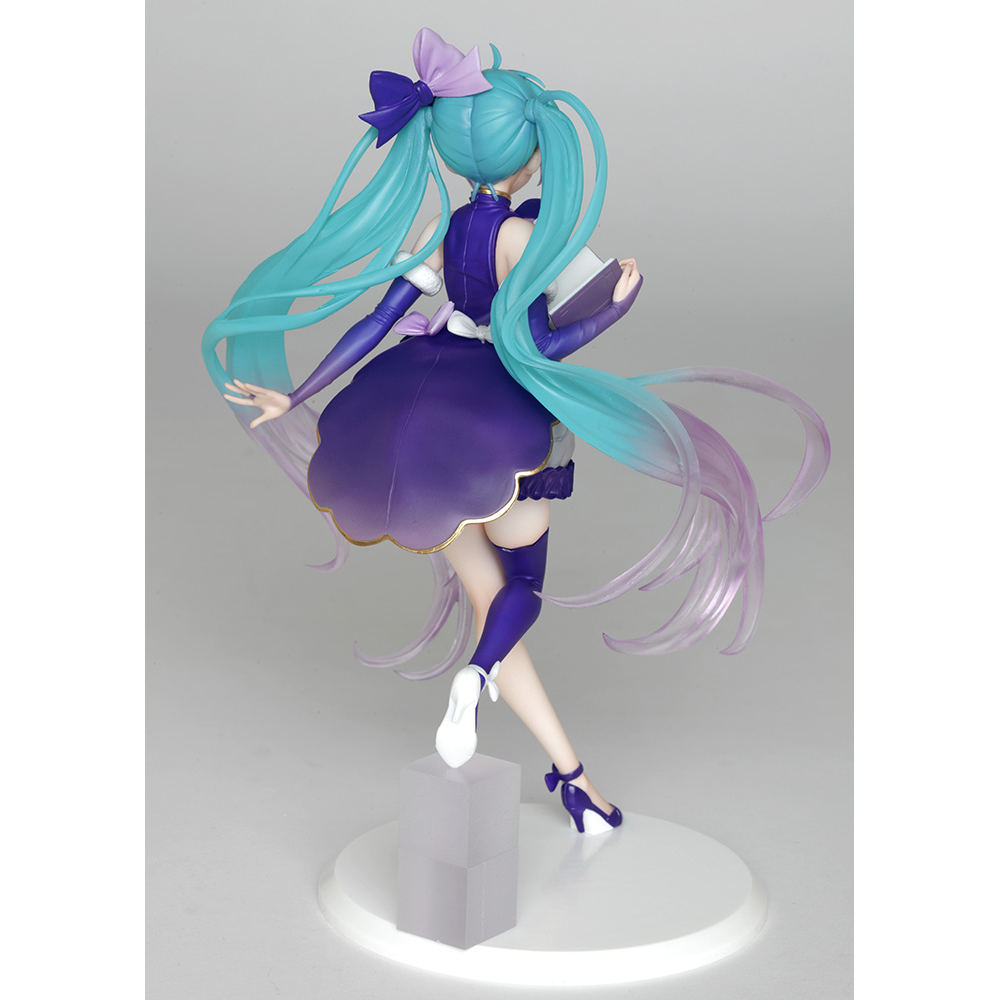 Taito: Vocaloid - Hatsune Miku (3rd Season Winter Ver.) Prize Figure (ONLINE ORDER ONLY)