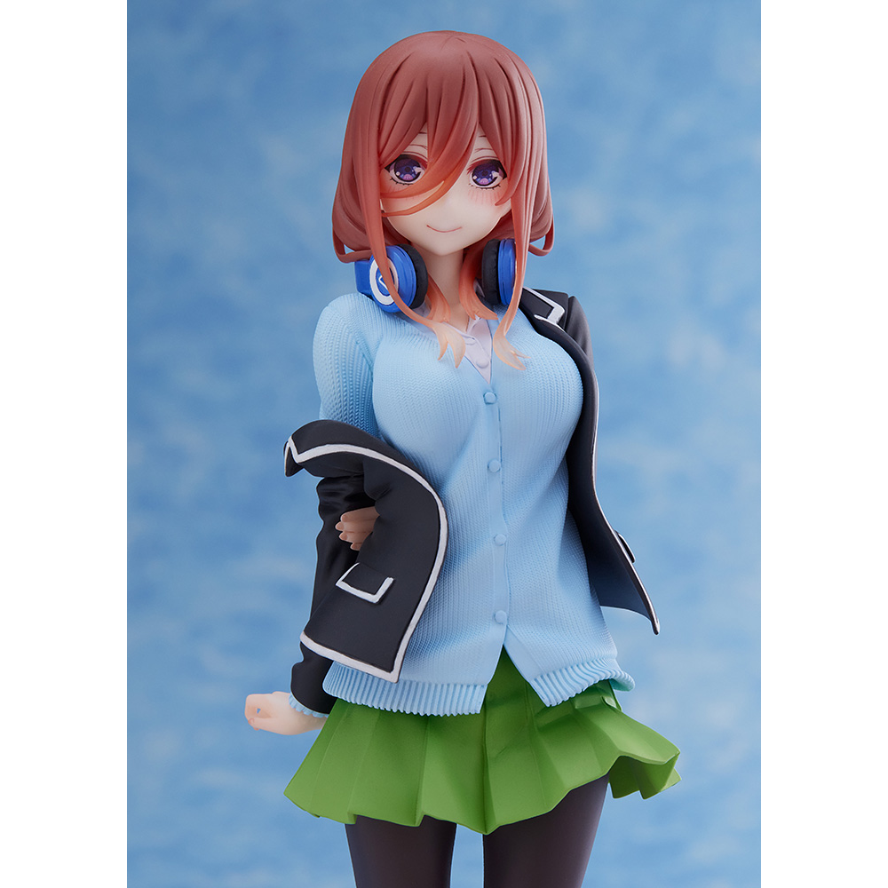 Taito: The Quintessential Quintuplets - Nakano Miku (Uniform Ver.) Renewal Coreful Prize Figure (ONLINE ORDER ONLY)