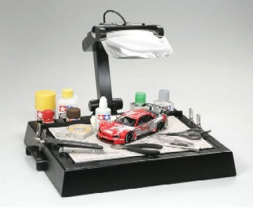 TAM74064PT Work Stand with Lighted Magnifying Lens Tamiya (ONLINE ORDER ONLY)