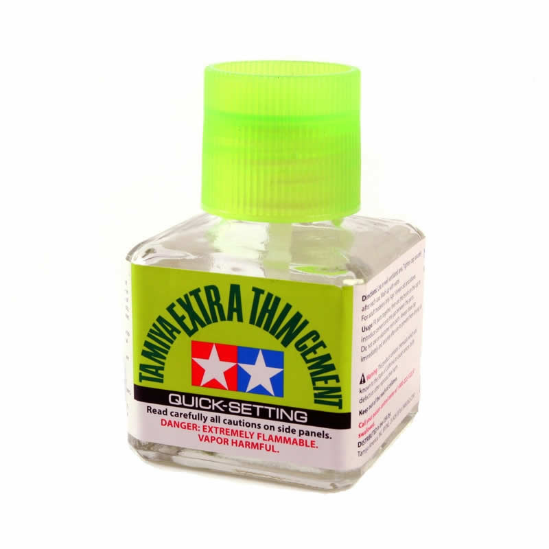 TAM87182 Extra Thin Quick Setting Plastic Cement 40ml Tamiya (ONLINE ORDER ONLY)