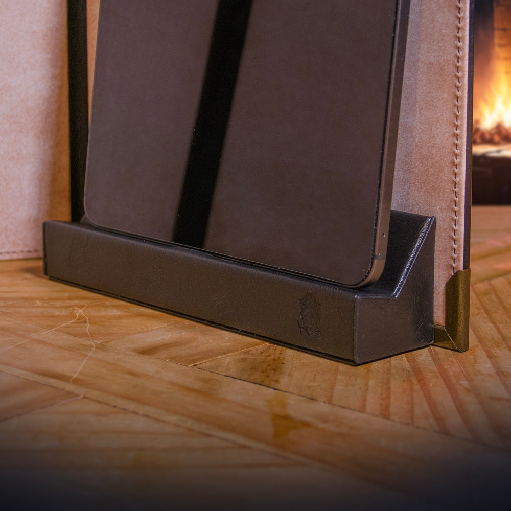 Magnetic Tablet Holder - Digital Display Mount for Game Master Screen & D&D Tools (ONLINE ORDER ONLY)