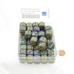 WCXDF1669E50 Rio Festive Dice with Yellow Pips 16mm (5/8in) D6 Pack of 50 (ONLINE ORDER ONLY)