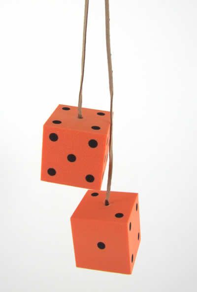 WONDG04 50mm Dangle Dice Orange Wondertrail (ONLINE ORDER ONLY)