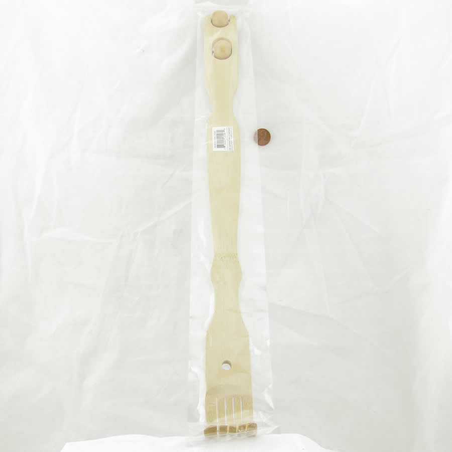 WONDSGE385 Wooden Back Scratcher with Massage Rollers Wondertrail (ONLINE ORDER ONLY)