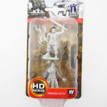 WZK72600 Human Male Cleric Pathfinder Battles Miniatures Unpainted Minis WizKids (ONLINE ORDER ONLY)