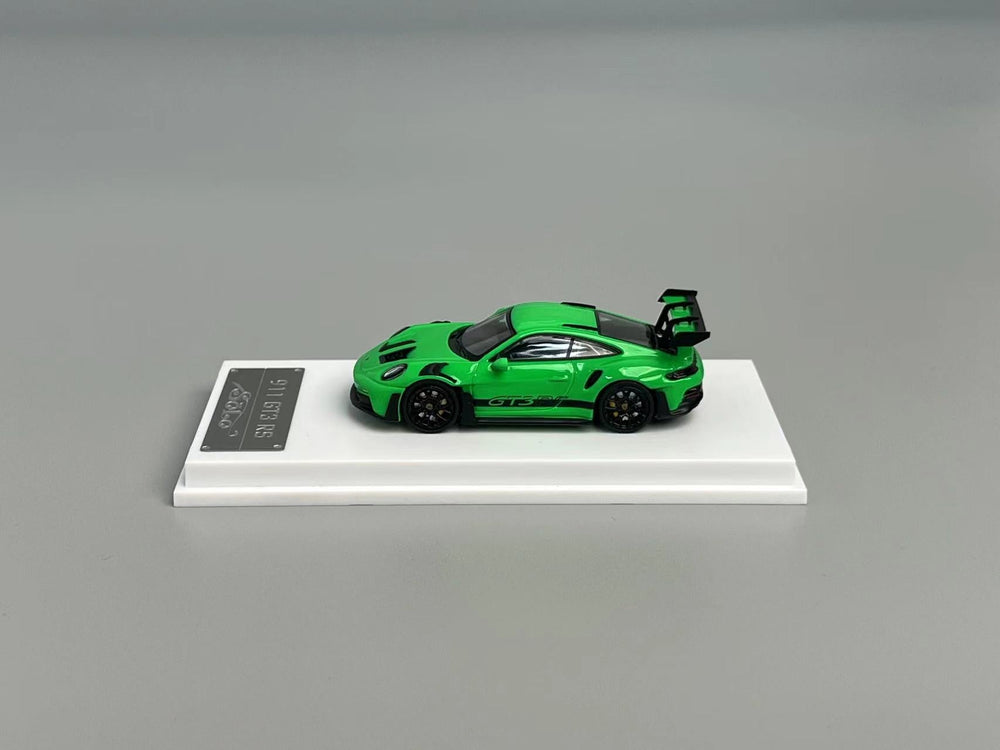 SOLO Porsche 911 992 GT3 RS Lizard Green 1:64 (ONLINE ORDER ONLY)