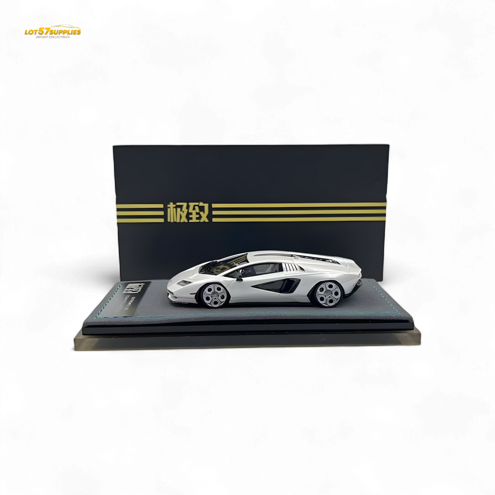 Extreme Club 1:64 Countach LPI800-4 - White - Resin 1:64 (ONLINE ORDER ONLY)