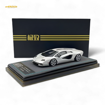 Extreme Club 1:64 Countach LPI800-4 - White - Resin 1:64 (ONLINE ORDER ONLY)