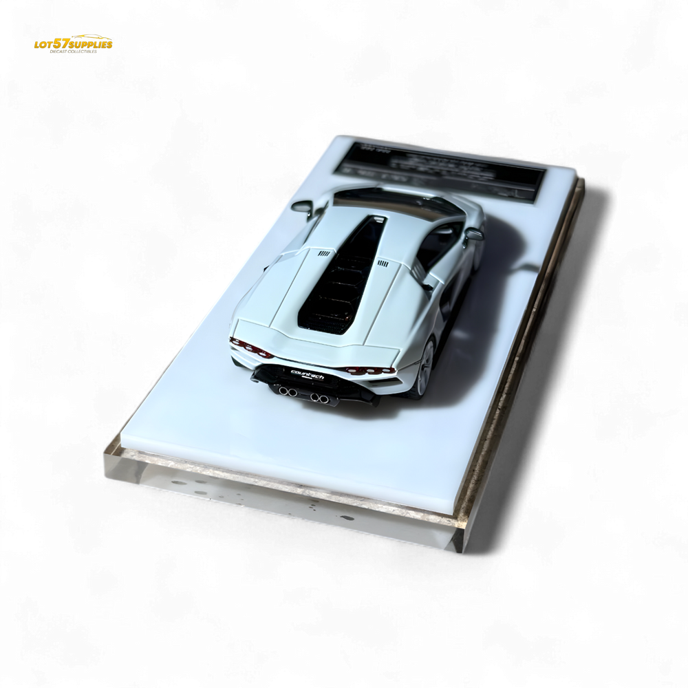 Fuelme Model NEO COUNTACH LPI 800-4 BIANCO SIDERALE 1:64 Resin (ONLINE ORDER ONLY)