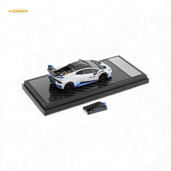 (Pre-Order) LCD Lamborghini Huracan STO - White 1:64 (ONLINE ORDER ONLY)