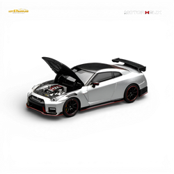 (Pre-Order) Motorhelix Nissan GT-R NISMO R35 Special Edition 2022 - Ultimate Metal Silver 1:64 (ONLINE ORDER ONLY)