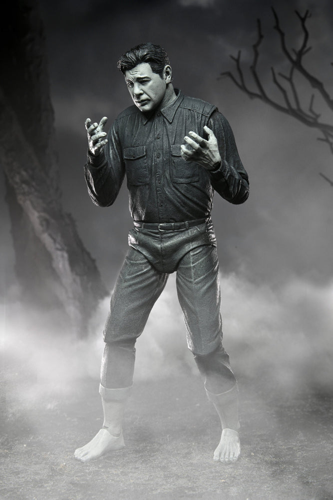 NECA Universal Monsters: Ultimate Wolf Man (Black & White) (ONLINE ORDER ONLY)