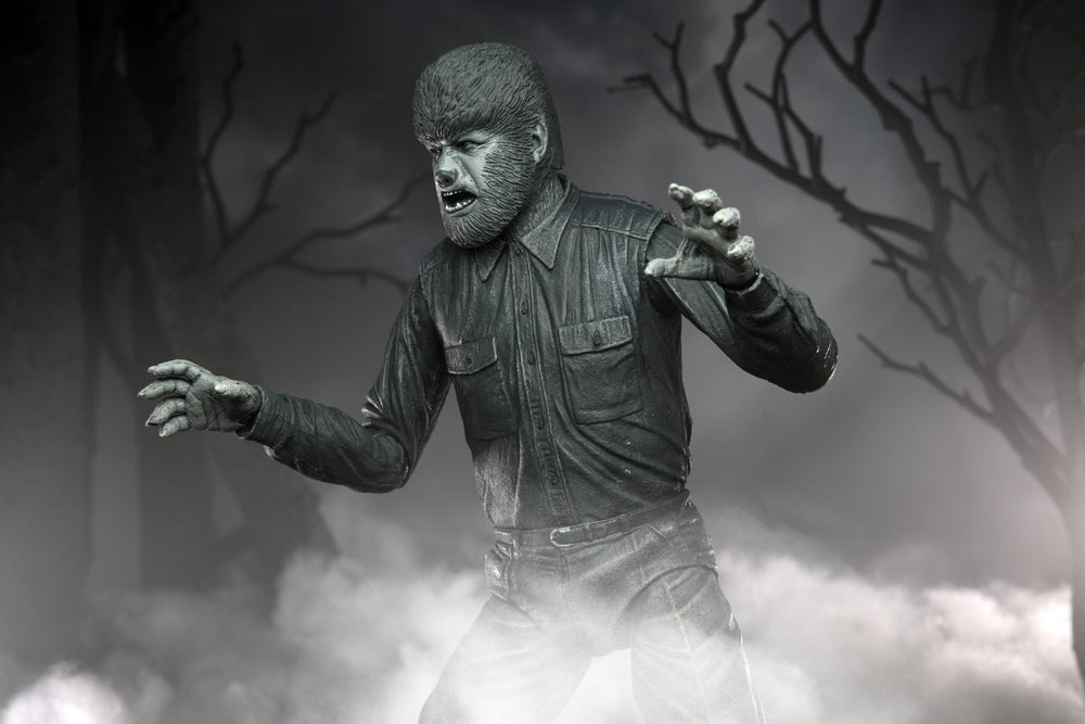 NECA Universal Monsters: Ultimate Wolf Man (Black & White) (ONLINE ORDER ONLY)