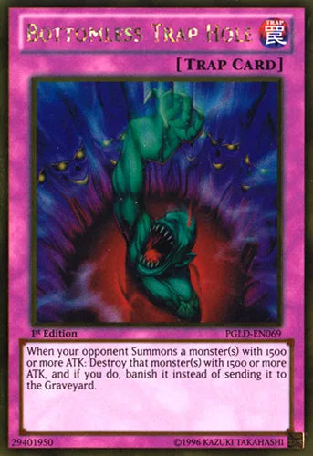 Bottomless Trap Hole [PGLD-EN069] Gold Rare