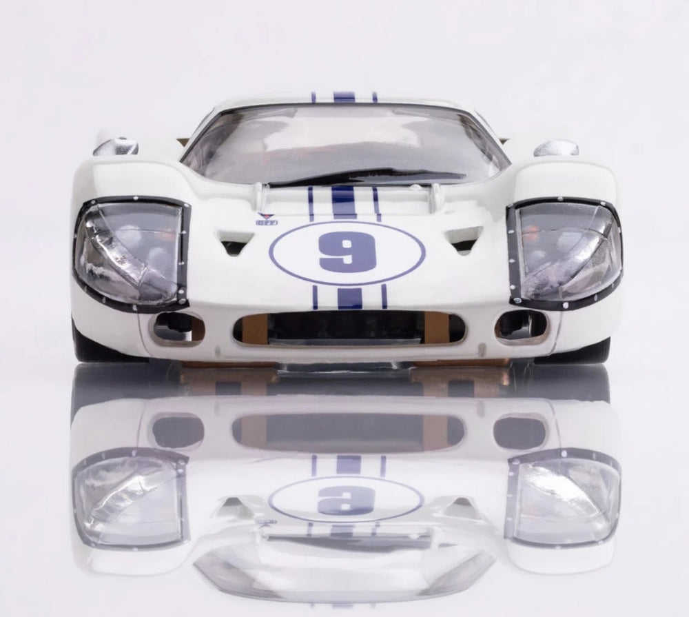 AFX Racing GT40 Mark IV #9, White  22078 (ONLINE ORDER ONLY)