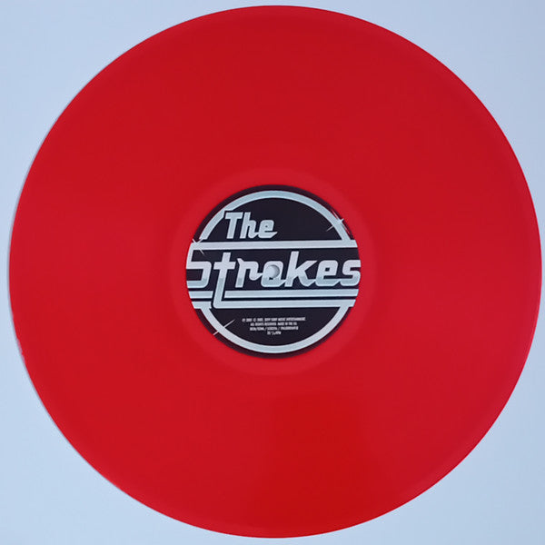 The Strokes - Is This It (Exclusive Red) [Import] [Vinyl] (ONLINE ORDER ONLY)