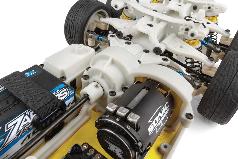 Team Associated RC10 American Custom 6x6 1/10 Electric On-Road Semi-Truck Kit (Metallic Gold Edition) 30143 (ONLINE ORDER ONLY)