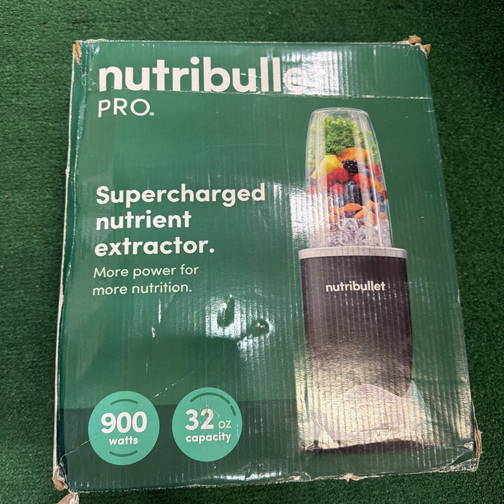 NutriBullet 900 Pro BONUS BOX NEW 2 24oz Cups, 1 32oz Colossal Cup & 3 Flip Lids (ONLINE ORDER ONLY)