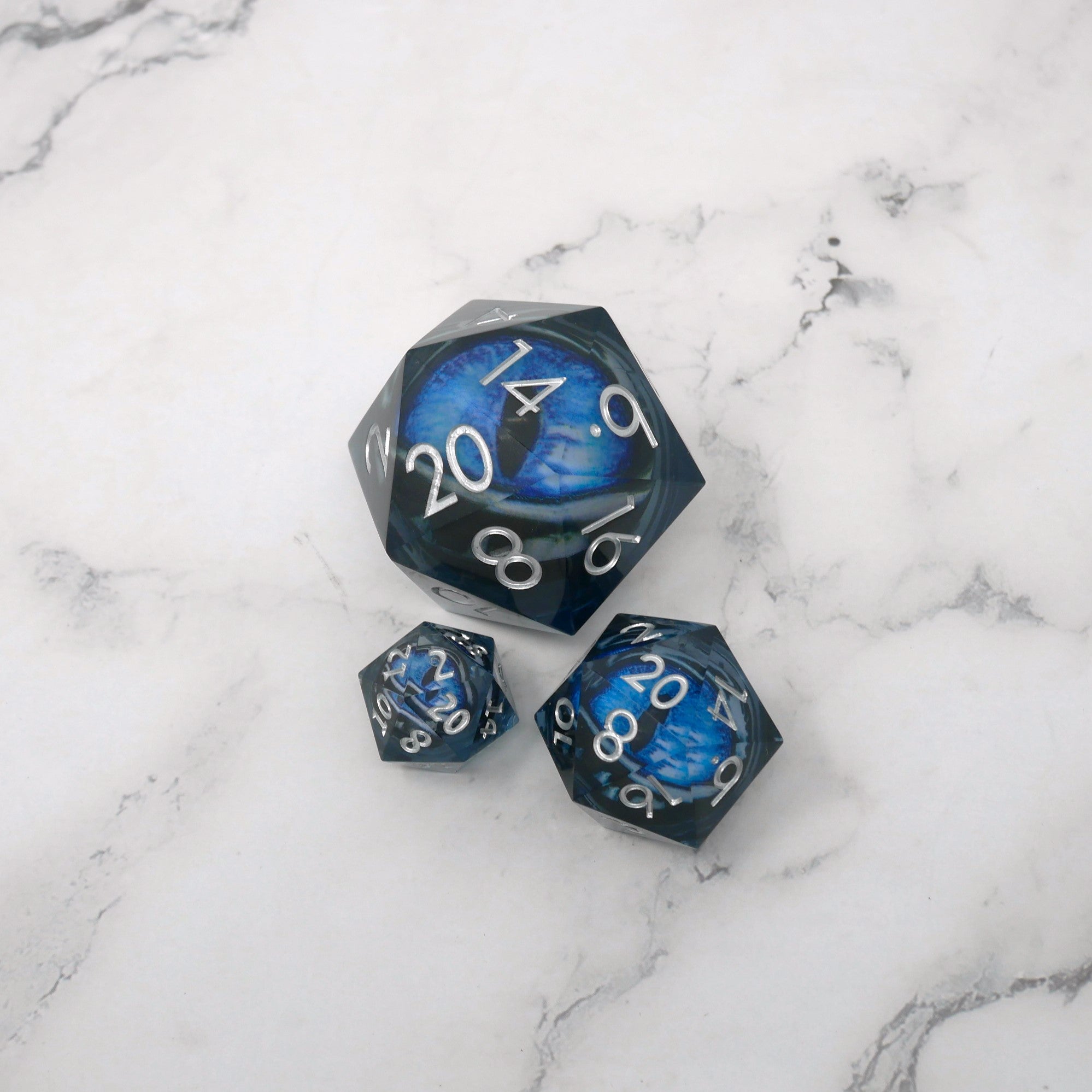 Blue Slaadi's Eye - Giant D20 Moving Eye DnD Dice | Acrylic RPG Gaming Dice (ONLINE ORDER ONLY)