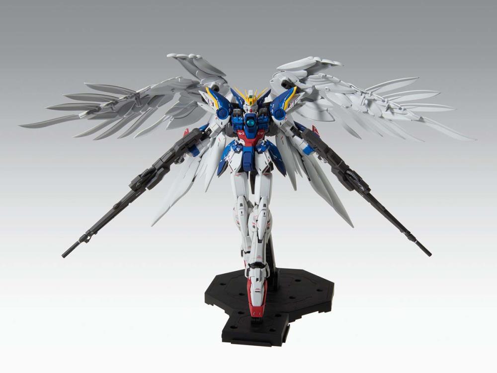 Bandai Spirits: Gundam Wing Endless Waltz - MG 1/100 Wing Gundam Zero EW (Ver.Ka) Model Kit (ONLINE ORDER ONLY)