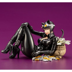 KOTOBUKIYA Bishoujo: DC Comics Catwoman Returns Statue (ONLINE ORDER ONLY)