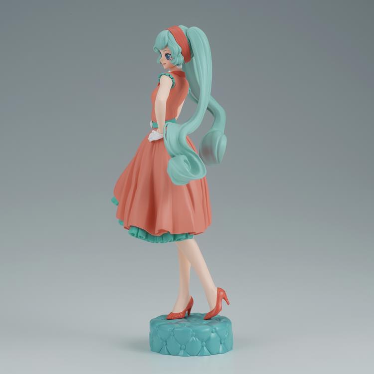 Vocaloid World Journey Vol.1 Hatsune Miku Figure (ONLINE ORDER ONLY)