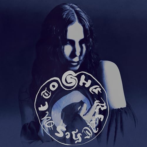 Chelsea Wolfe - She Reaches Out To She Reaches Out To She [LP] [Vinyl] (ONLINE ORDER ONLY)
