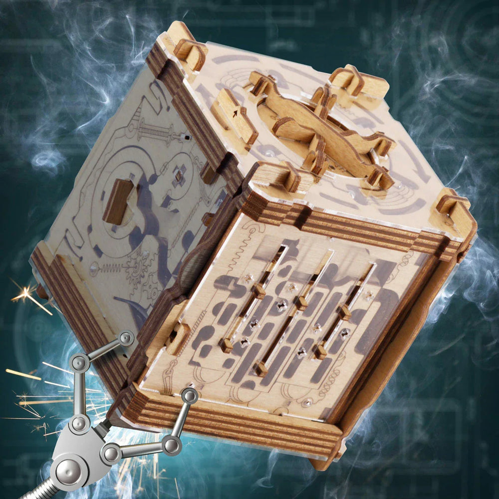 Cluebox: Escape Room In a Box - Cambridge Labyrinth (ONLINE ORDER ONLY)