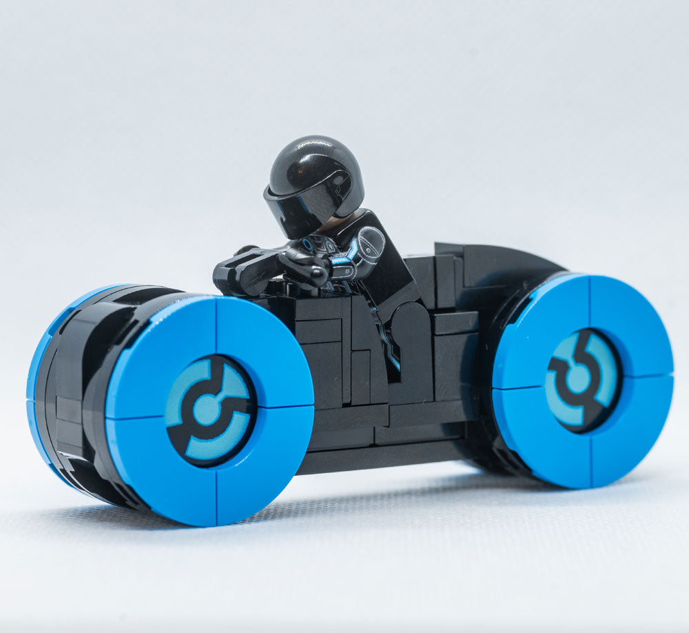 BLOK Lightcycle w/ Minifig (ONLINE ORDER ONLY)