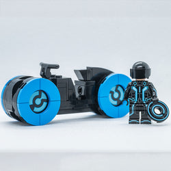 BLOK Lightcycle w/ Minifig (ONLINE ORDER ONLY)