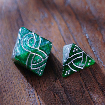 D4 & D8 Knot Dice - Medium Tetrahedron (ONLINE ORDER ONLY)