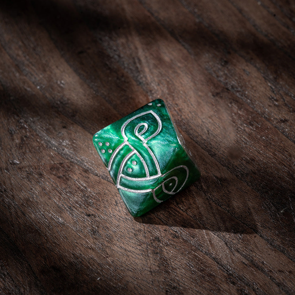 D4 & D8 Knot Dice - Small Tetrahedron (ONLINE ORDER ONLY)