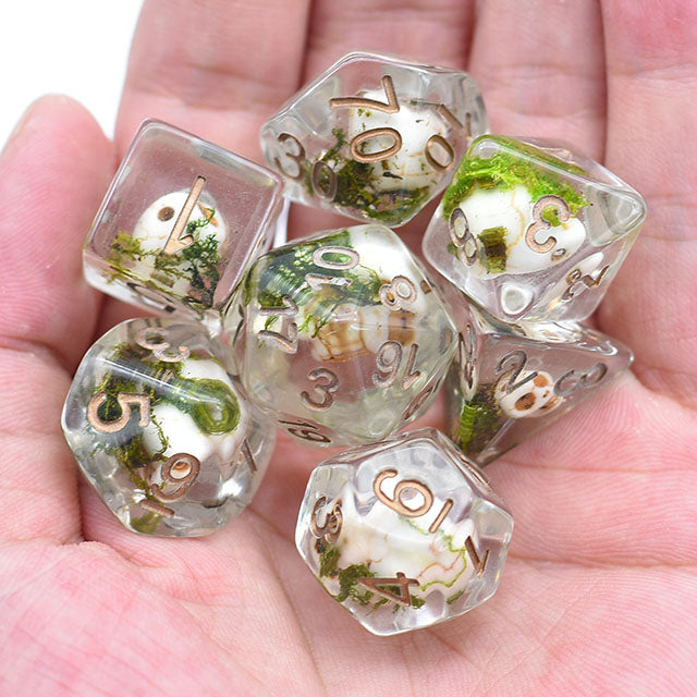 Skull Dice w/ Moss Halloween Resin 7-Dice (Online Only)