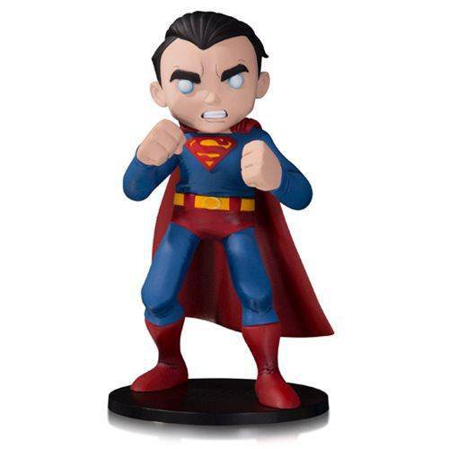 DC Comics Artist Alley Superman by Chris Uminga Limited Edition Statue (ONLINE ORDER ONLY)