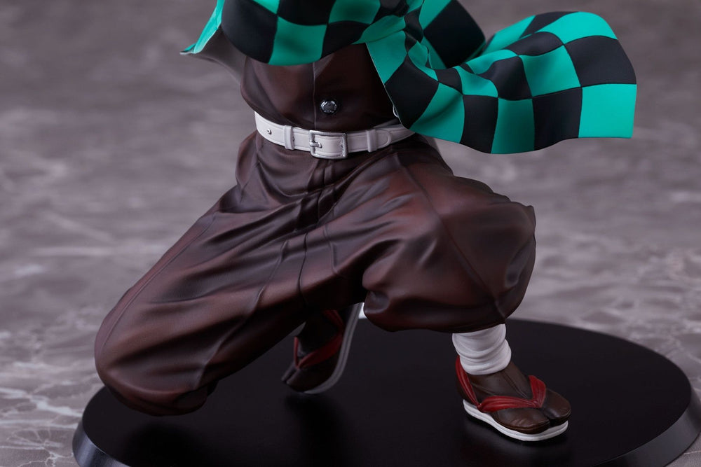 Demon Slayer: Kimetsu no Yaiba Tanjiro Kamado 1/8 Scale Figure ［Standard Version］ (ONLINE ORDER ONLY)